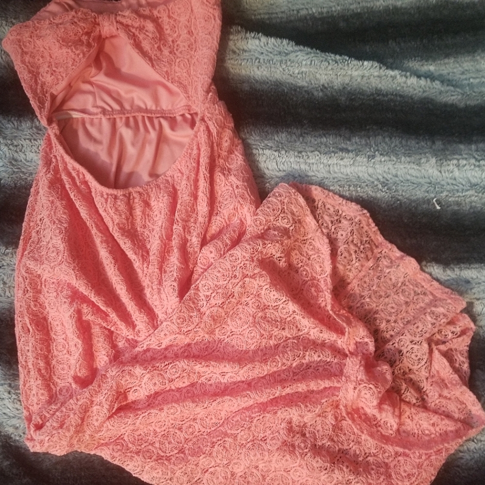 Peach Maxi Dress with open back NWOT!